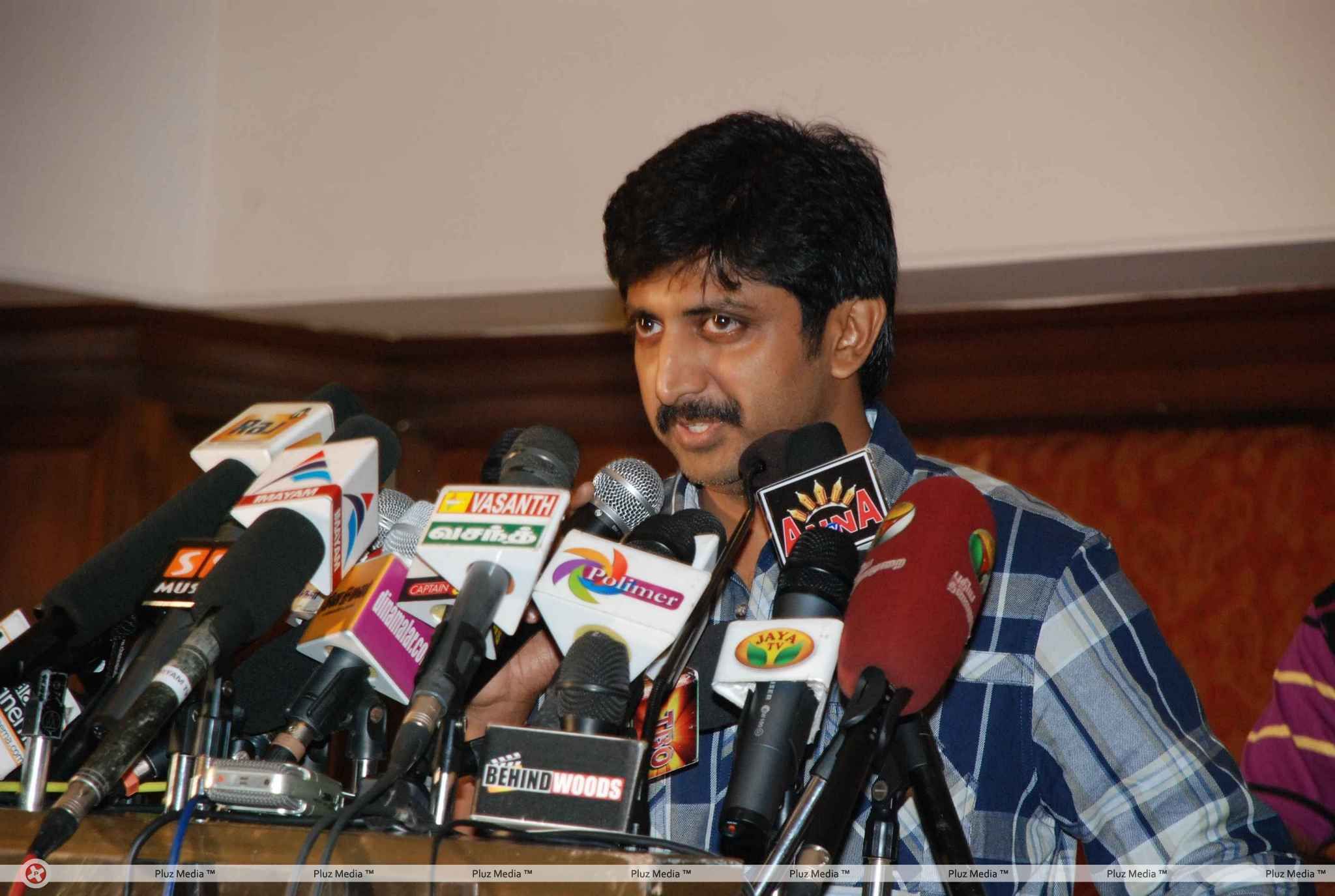 Jayam Raja - Vijay's Velayutham Success Press Meet - Stills | Picture 112452